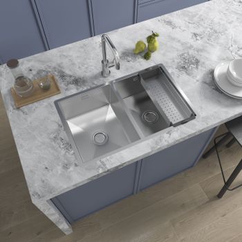 Кухонная мойка Reflexion Iseo RX2265BL оружейная сталь — фото 200, Кухонные мойки