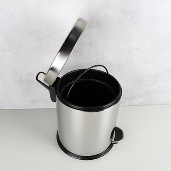 Ведро с крышкой 3 л FIXSEN хром (FX-34024C) FX-34024С — фото 2, Мусорные ведра