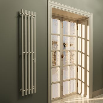 Полотенцесушитель электрический INARO 1500х240 правый, скр.монтаж, СНШ, белый матовый(RAL 9016), (Ferrum, 8 крючков), Маргроид Inaro-15024-1049-9016R — фото 1, Электрические полотенцесушители