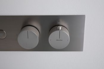 Смеситель для душа Allen Brau Liberty 5.33003-BN с термостатом Никель брашированный — фото 12, Смеситель для душа